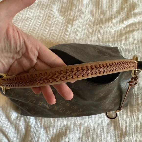 ✨Louis Vuitton Artsy MM - Picture 7 of 16